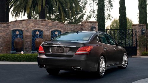 Toyota, The V8 luxury sedan with reclining rear seats that’s cheaper than a new Toyota Corolla