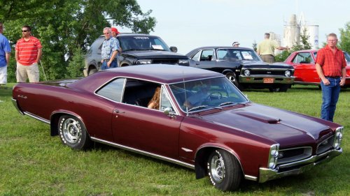 8 collector cars that defined the golden horsepower era