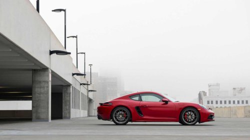 5 ways the Porsche 718 Cayman actually beats the iconic 911