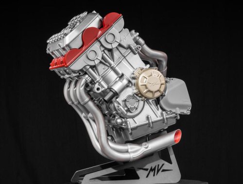 【最新速報！】MVアグスタ5気筒エンジンは“スクエア5”！ 850〜1150ccで240HP超を狙う新世代パワーユニットの全貌に迫る！【2026速報】