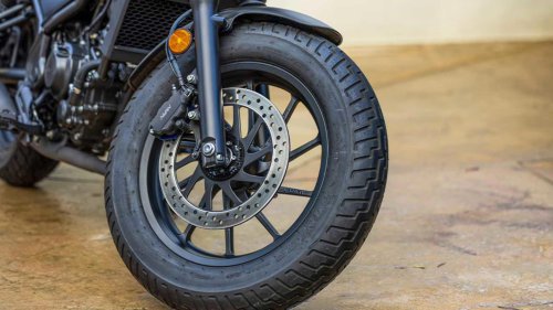 Honda Rebel 300 E-Clutch: The entry-level cruiser with high-tech features