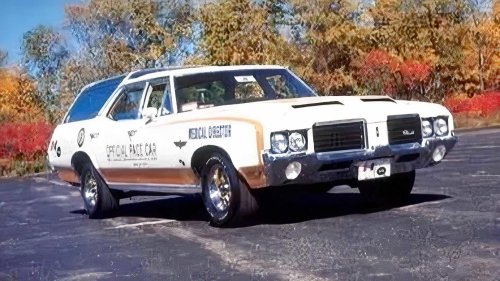 The Oldsmobile Vista Cruiser 455 is a sleeper wagon
