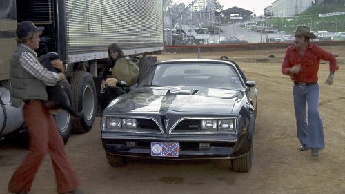10 Cars In Movies That Became Pop-Culture Icons