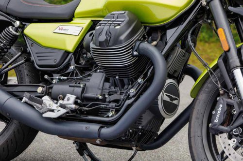 伝統を守り続ける孤高の存在「モト・グッツィV7シリーズ」最新モデルを試乗レビュー！