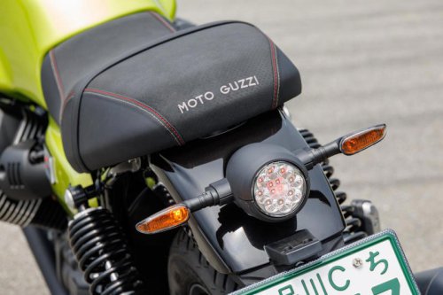 伝統を守り続ける孤高の存在「モト・グッツィV7シリーズ」最新モデルを試乗レビュー！