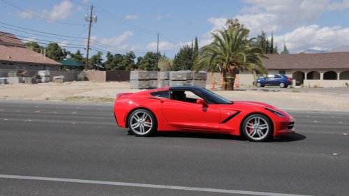 Muscle Cars, 5 modern muscle cars that feel old-school in the best way