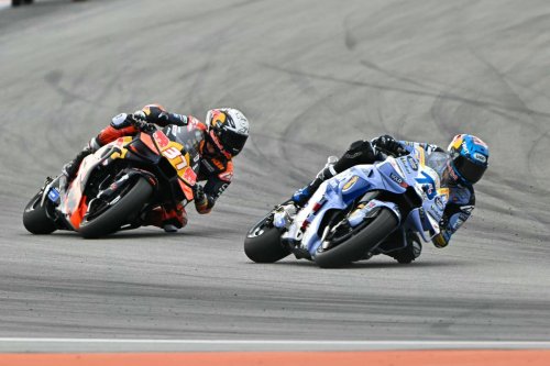 KTM, Pedro Acosta justifica la debacle de KTM frente a Álex Márquez en el GP de Valencia: "Eso nos ha matado aquí"