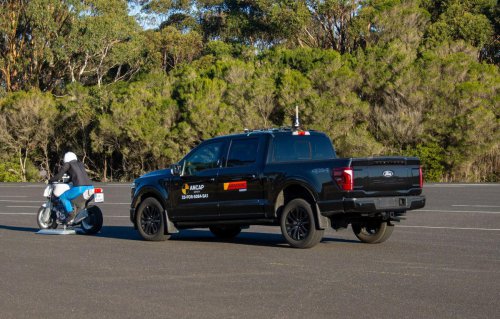 Los grandes pick-up ponen a prueba su seguridad: una comparativa de sus sistemas ADAS