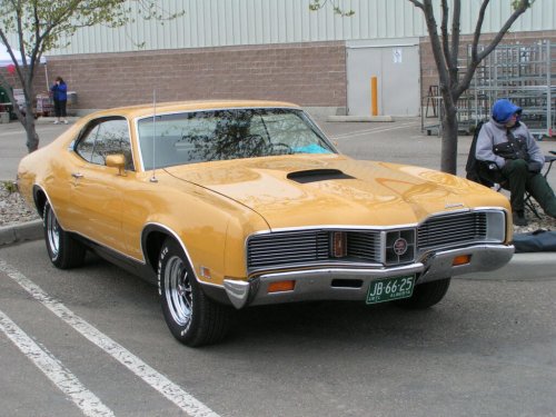 10 underrated muscle cars that roar with glory