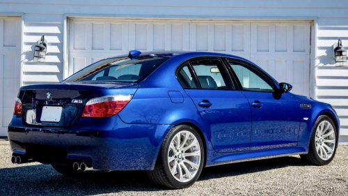 6 naturally aspirated V10 cars collectors are quietly snatching up