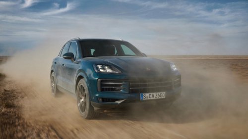 Porsche confirms next-gen gas Cayenne is coming