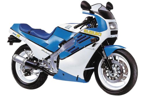 スズキ「GSX-R（GK71B）」（1984年）｜新開発エンジンとアルミフレームで未踏の軽さを実現