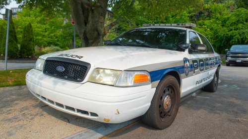 9 vehicles that succeeded by doing fewer things better