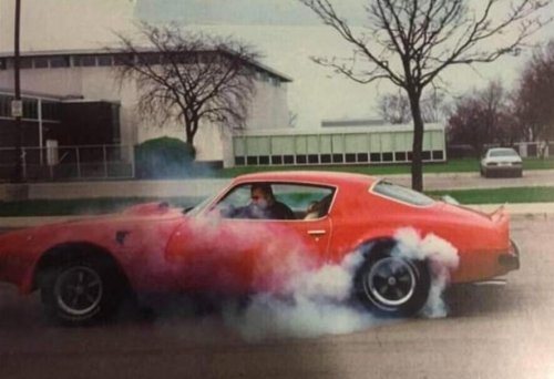 Tire-Smoking Pics of '70s Muscle Cars in Their Heyday
