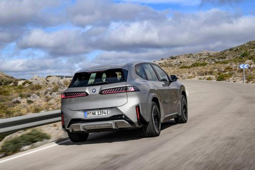 BMW, BMW iX3, El BMW iX3 desborda su demanda y obliga a duplicar los turnos en la fábrica de Debrecen