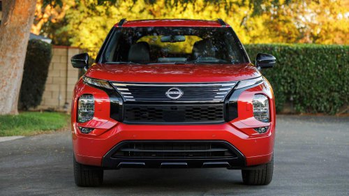 Nissan's best chance to dethrone the Toyota RAV4: Rogue vs. RAV4