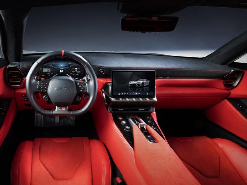 トヨタが新型車「GR GT」「GR GT3」を発表 「トヨタ2000GT」などの流れをくむ新たな旗艦モデル