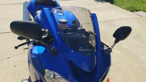 The used motorcycle cheaper than a new Grom, but way more capable