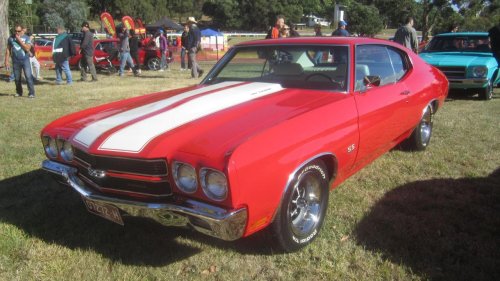 12 muscle cars that still deliver insane bang for the buck