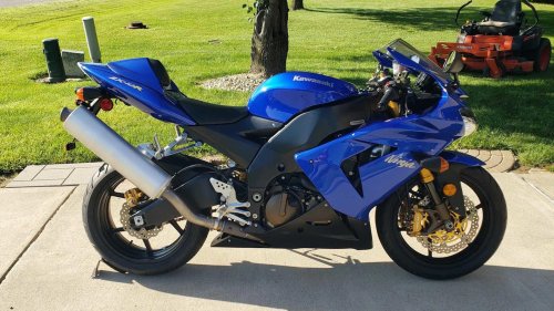 The used motorcycle cheaper than a new Grom, but way more capable