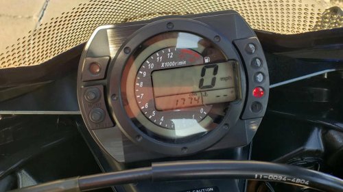 The used motorcycle cheaper than a new Grom, but way more capable