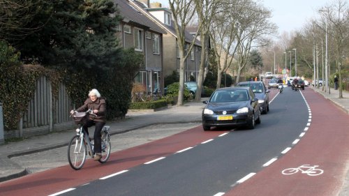 20 foreign road rules Americans wouldn't understand