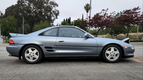 The World's Cheapest Mid-Engined Turbocharged Car Everyone Should Drive