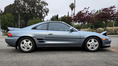 The World's Cheapest Mid-Engined Turbocharged Car Everyone Should Drive