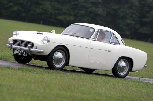 Los coches inesperados propulsados por motores Ford