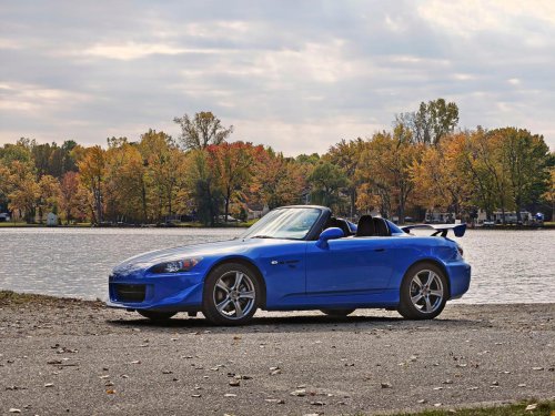 Peak car culture? These are the coolest cars from the 2000s that still hold up today