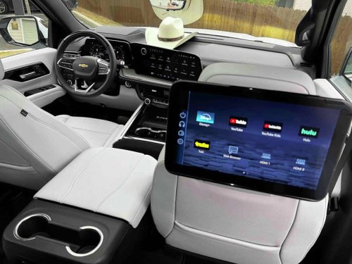 Chevrolet, Chevrolet Tahoe, 2026 Chevrolet Tahoe is a classic trying to stay current with too much tech