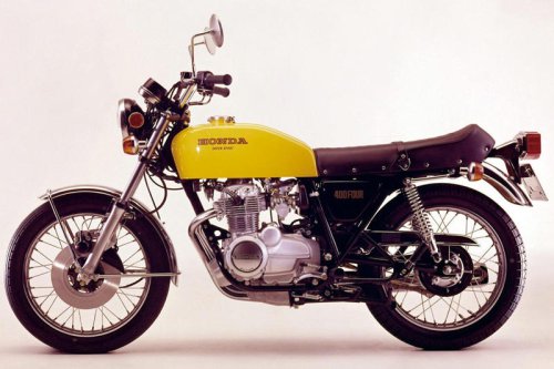 ホンダ「ドリームCB400FOUR」（1974年）当時の400ccクラスに唯一登場した4気筒スポーツモデル【空冷4発ヨンヒャク回顧録】