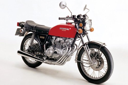 ホンダ「ドリームCB400FOUR」（1974年）当時の400ccクラスに唯一登場した4気筒スポーツモデル【空冷4発ヨンヒャク回顧録】