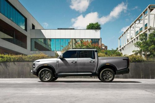 Conduje el Santana 400, el sorprendente pick-up con el que la marca española vuelve por la puerta grande