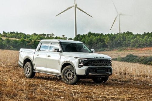 Conduje el Santana 400, el sorprendente pick-up con el que la marca española vuelve por la puerta grande