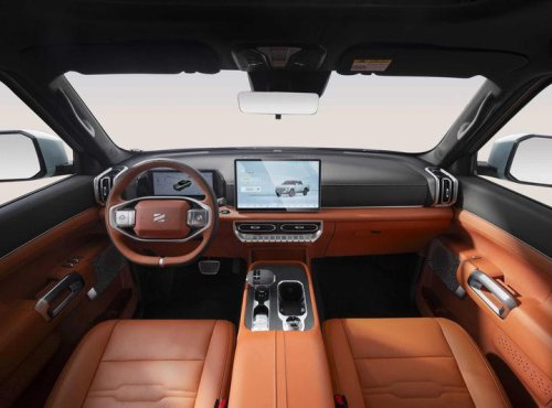 Conduje el Santana 400, el sorprendente pick-up con el que la marca española vuelve por la puerta grande