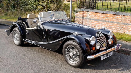 10 sports cars with the longest production runs