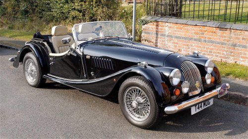 10 sports cars with the longest production runs