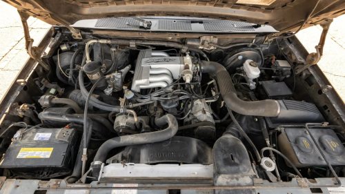 9 wild engine packages that made '90s pickup trucks legendary