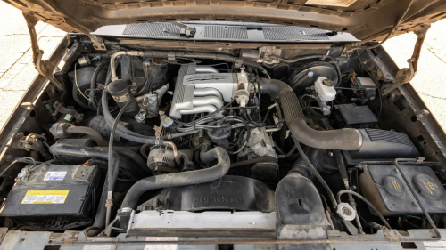 9 wild engine packages that made '90s pickup trucks legendary