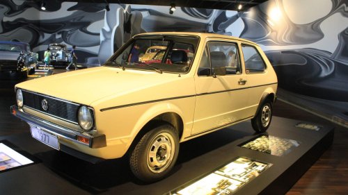10 Weirdest Wheel Designs Ever Made &amp; 10 Classics That Look Timeless