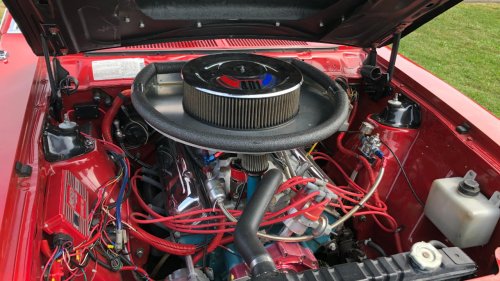 10 underrated V8s still worth hunting down