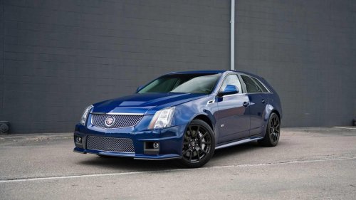 The forgotten luxury station wagon with a manual transmission and V8 power