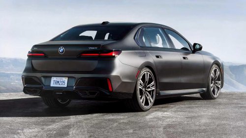 Lexus LS: Traditional luxury meets modern refinement