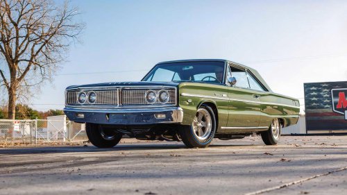 10 Rule-Breaking Muscle Cars That Made History
