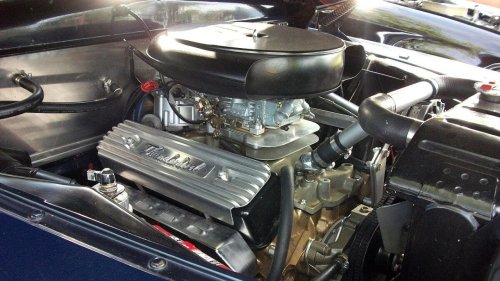 10 underrated V8s still worth hunting down
