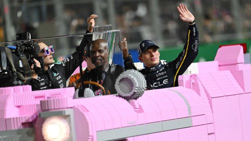 Cadillac | Full-Sized LEGO Cadillac Fleetwood Sixty Special Debuts With Terry Crews