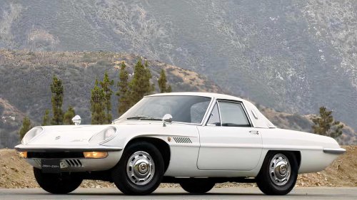 10 sports cars with the longest production runs