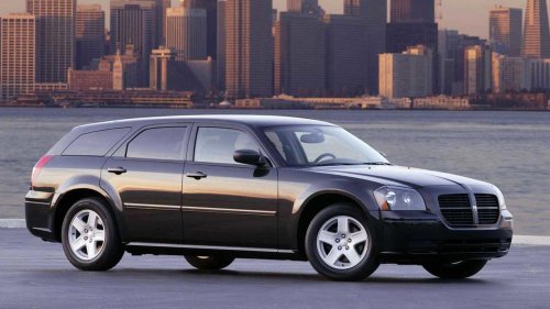 The American luxury car that hid a muscle car engine