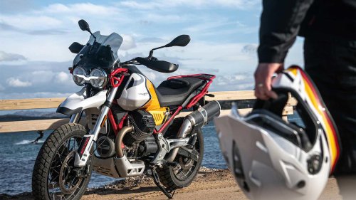 Triumph Tiger 900 GT: The balanced midweight adventure bike